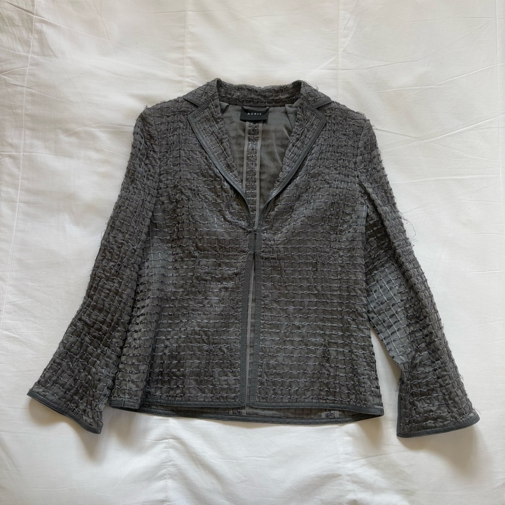 A-K-R-I-S- Grey Blazer Top Size 6